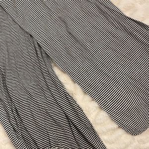 Lightweight Striped Scarf